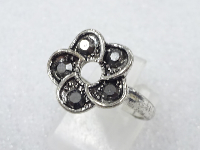 Japanese Kimono / Antique Accessories Metal